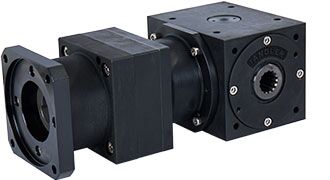 Planetary bevel gearbox with hollow shaft and internal involute spline