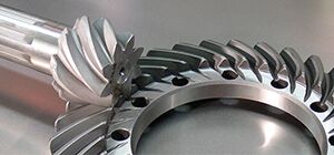 Crown wheel and pinion set