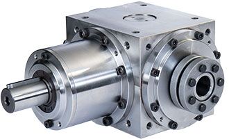 High performance gearbox with hollow shaft and shrink disc