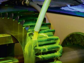 magnetic particle crack testing