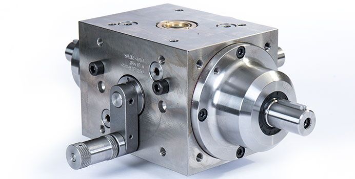 Reversing bevel gearbox