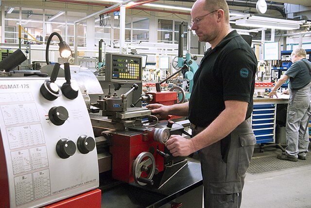 Lathe in the assembly