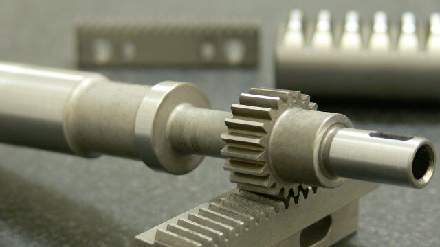 Gear rack with pinion shaft