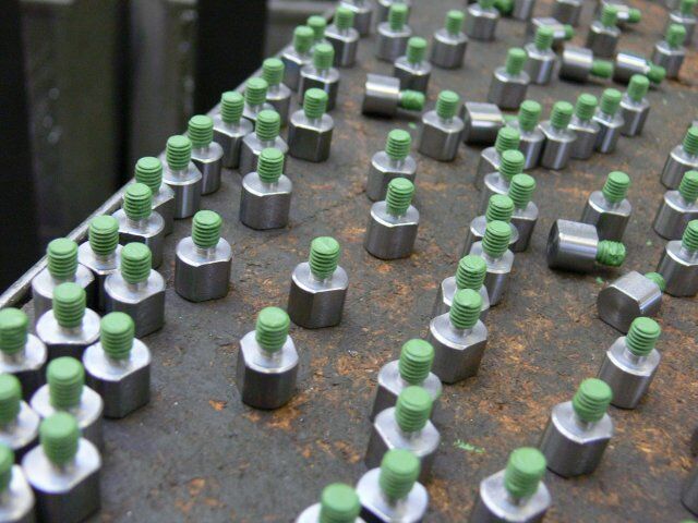 Individually treated small work pieces