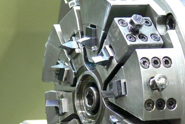 Milling head